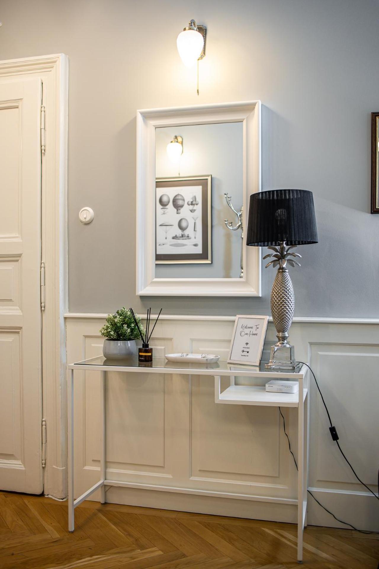 Spacious Victorian Residence By Grand Boulevard Budapest Eksteriør bilde